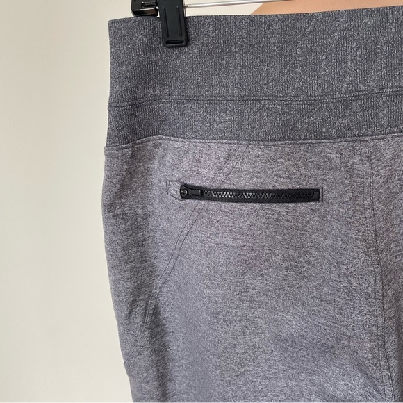 Athleta Heather Gray SCULPTEK Venice Mid Rise Jogger Pants 597888 EUC Size M - Picture 7 of 12